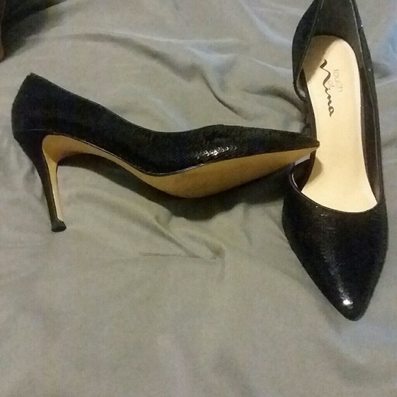 Shoes - Picture 2 of 4